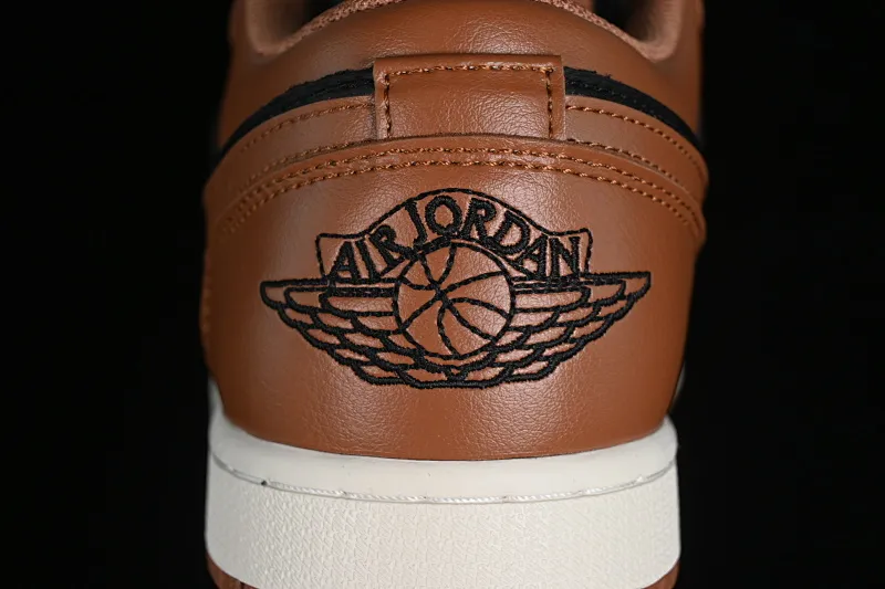 All categories Air Jordan Jordan series basketball shoes Air Jordan 1 Low Z version Air Jordan 1 Low AJ1 Joe 1 black mocha low-top cultural casual sneakers DC0774-021